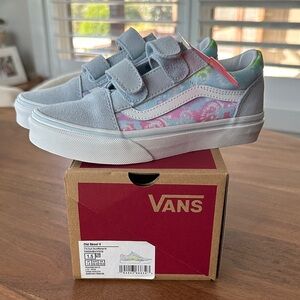 Vans Kids Old Skool V Gray and Pink Shoes size 1.5